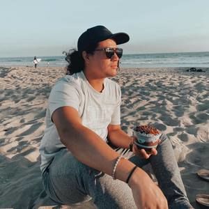 Meet your Posher, Christopher